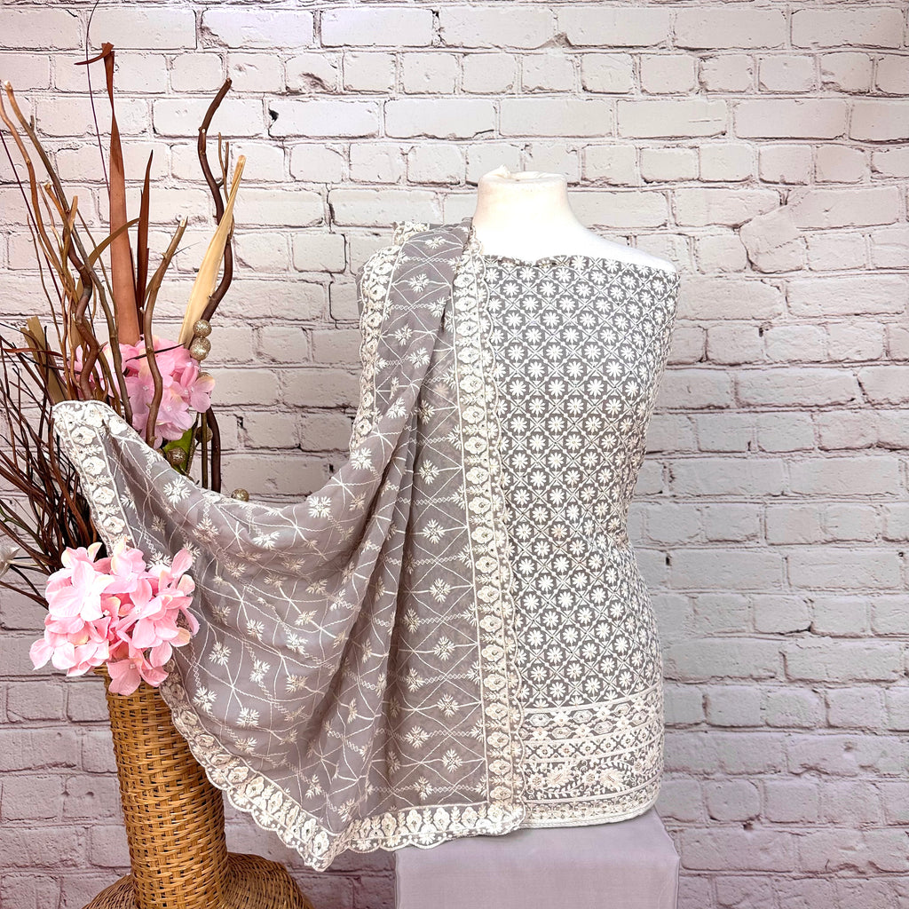 Unstitched Soft Georgette Suit (D4)