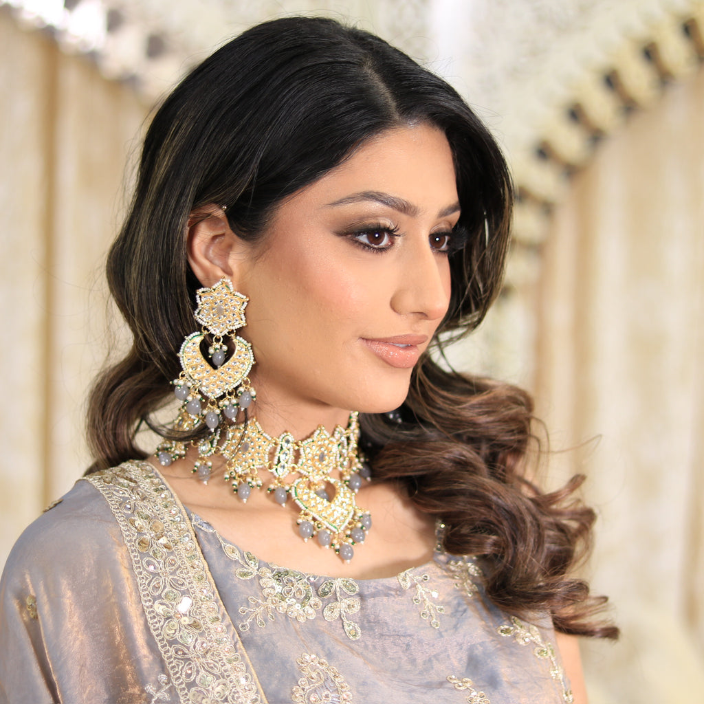 Regal Light Grey Kundan Effect Set