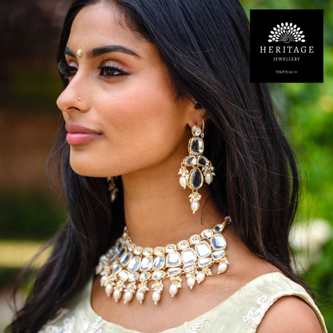 2 Piece Antique Gold Tikka & Earrings Set