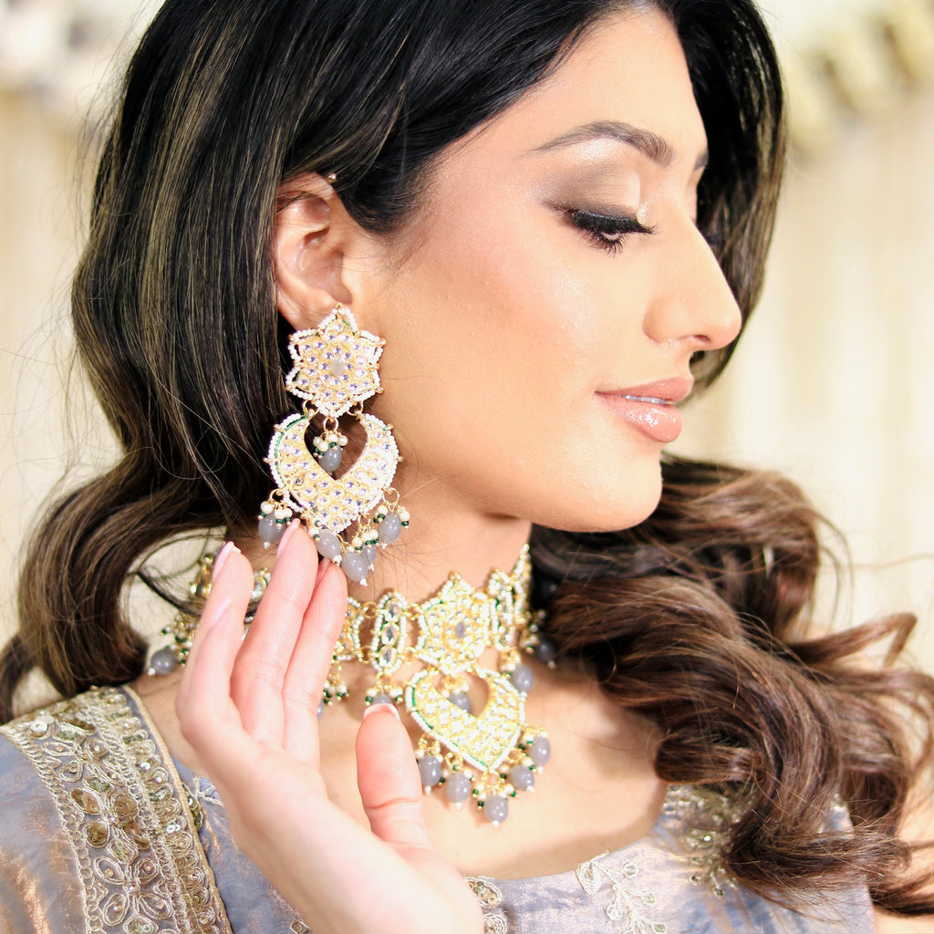Regal Light Grey Kundan Effect Set