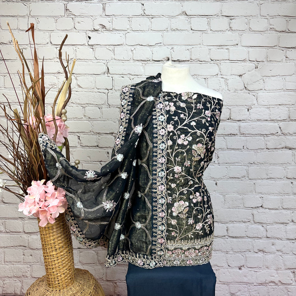 REGAL THREADS 15 (A4)