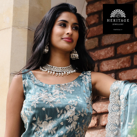 2 Piece Antique Gold Tikka & Earrings Set