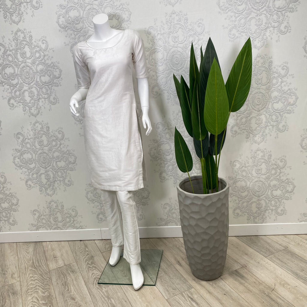 AUTOGRAPH | White Plain Pajami & Trouser Suit