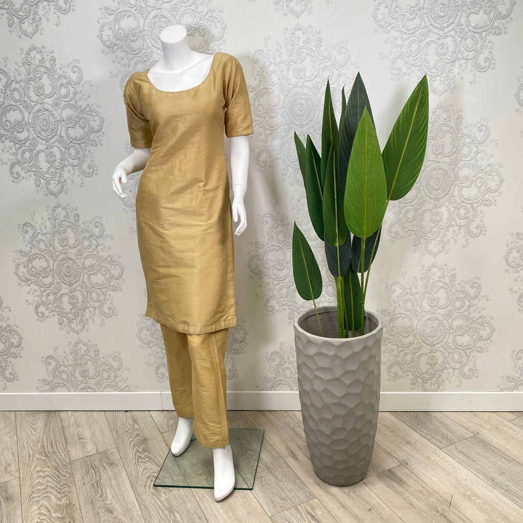 AUTOGRAPH | Gold Plain Pajami & Trouser Suit