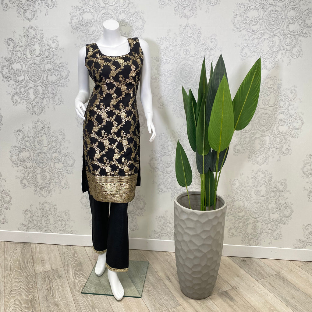 FIORA | Black Ornate Brocade Trouser and Pajami Suit